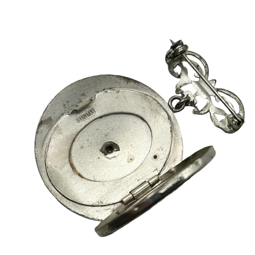 Vintage Locket this vintage